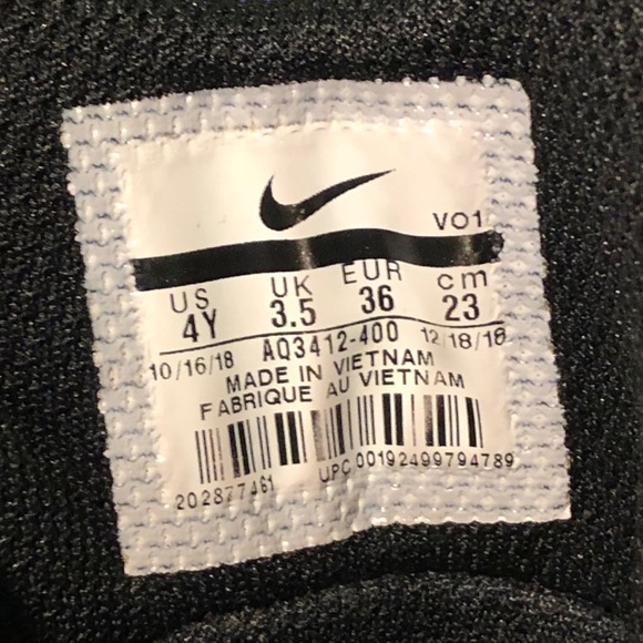 ⛹️♂️ NIKE KYRIE FLYTRAP 2 RACER BLUE GS SIZE 4Y YOUTH BASKETBALL SHOES ⛹️♂️ - Picture 6 of 6